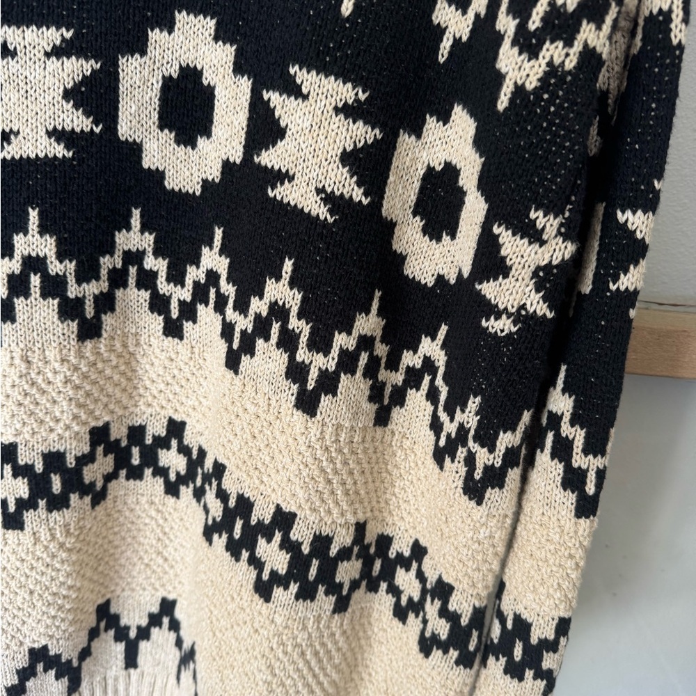 LUCKY BRAND cream/black cardi in this season hottest design! Zoom in 4 all deets - Picture 7 of 13